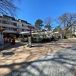 Modernes An Timmendorfer Promenade, 1. Reihe Timmendorfer Strand