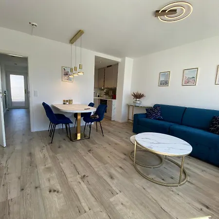 Modernes An Timmendorfer Promenade, 1. Reihe Appartement *